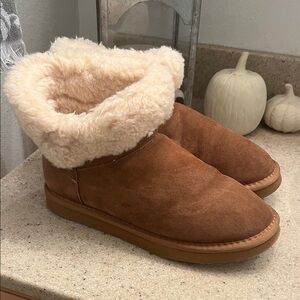 BearPaw Women's Brown Ankle Booties